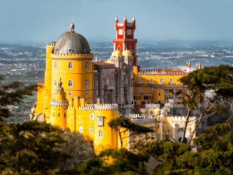 Private Tour Sintra & Cascais Premium All Inclusive - Who Is This Tour Best Suited For?