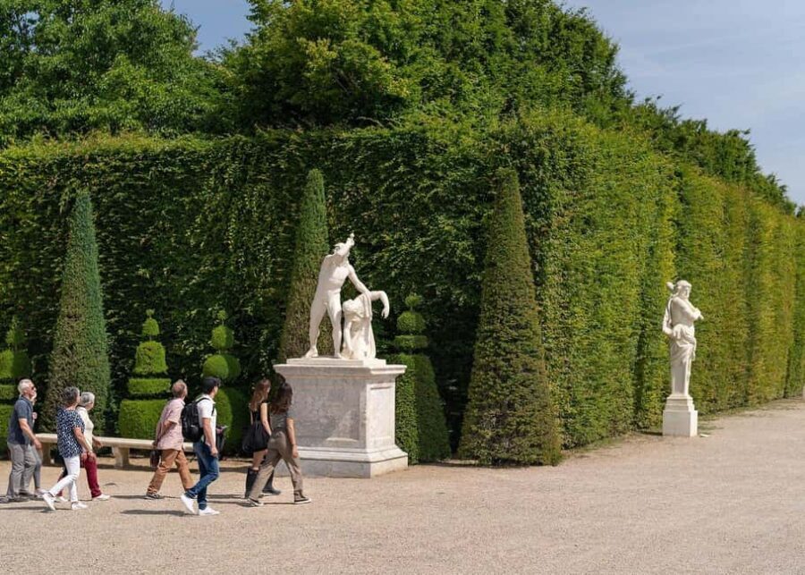 Private Tour : Versailles & Giverny from Paris - What’s Included and What’s Not