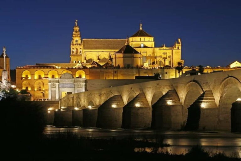 Private trip from Seville to Córdoba for small groups - Exploring Córdoba independently