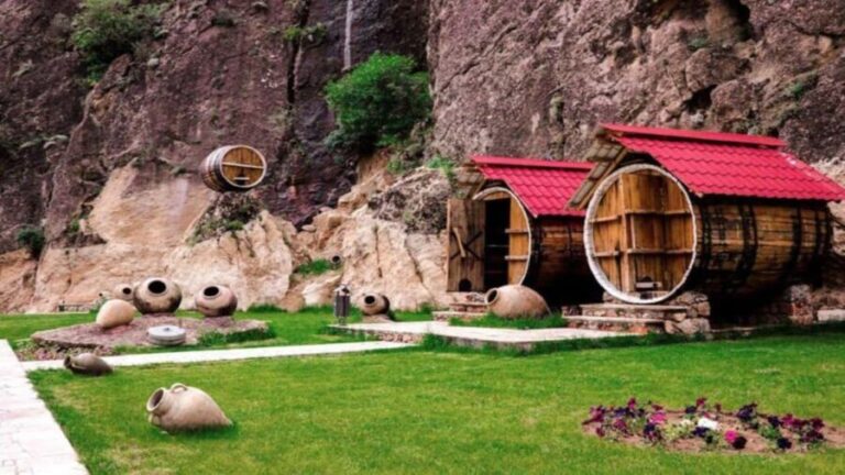 Private Trip up to 3 people: Areni Wine Degustation - Tatev - What Makes This Tour Stand Out?