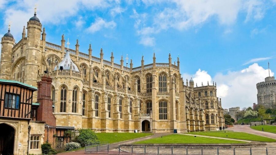 Private Windsor Castle & Oxford Tour with Chauffeur & Guide - Price and Value Analysis