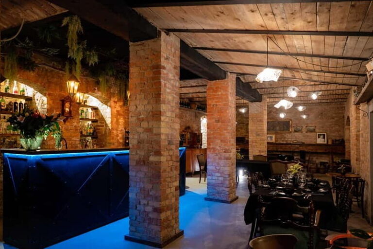 Private wine tasting event in authentic ambiance in Budapest - The Practical Details