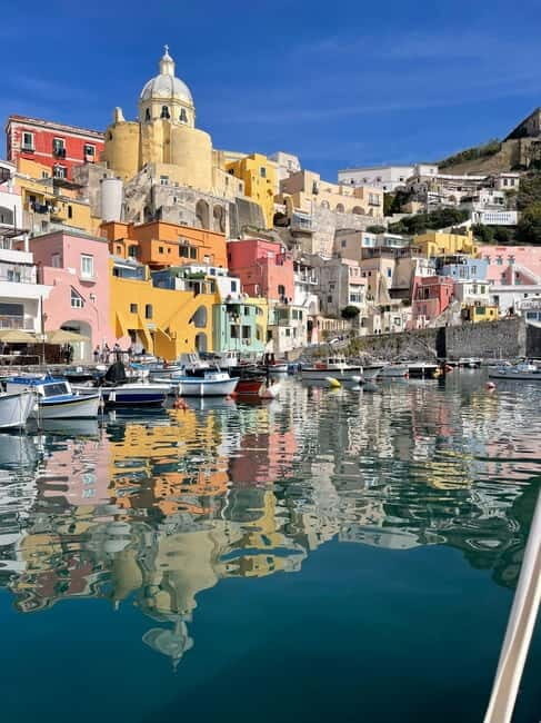 Procida: Complete boat tour of the island with swimming stops and snacks - Itinerary and Highlights