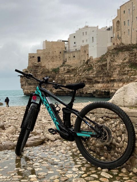 Puglia: rent e-bike. Self guided tours - The Itinerary: What’s In Store?