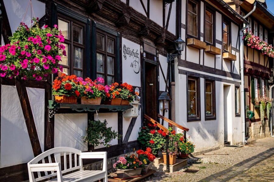 Quedlinburg: Guided City Walk - Highlights tour (private) - An In-Depth Look at the Experience