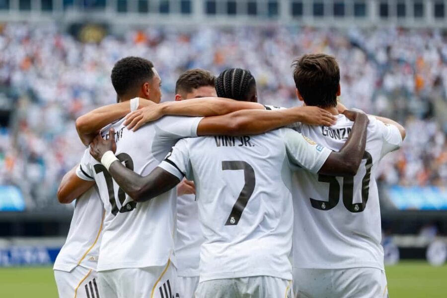 Real Madrid VIP Matchday Ticket with Hospitality - Who Would Love This Experience?