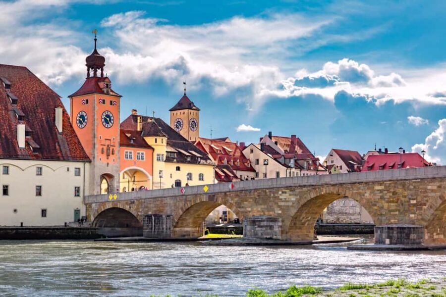 Regensburg: 2-hour Best Intro Walking Tour with a Local - What Makes This Tour Stand Out?