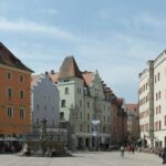 Regensburg: Private Walking Tour With Professional Guide - Exploring Iconic Sites