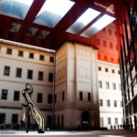 Reina Sofía Museum - Guided tour IN ITALIAN with family discount. - Who Should Consider This Tour?