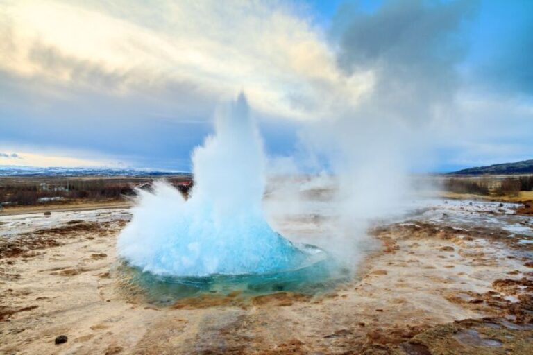 Reykjavik: Golden Circle Day Trip with Blue Lagoon Transfer - Transportation, Guides, and Overall Value