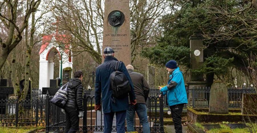Reykjavik: Guided Folklore Walking Tour - What You Can Expect from the Tour