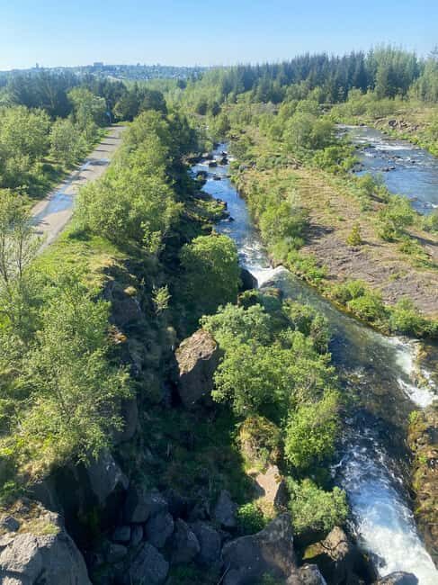 Reykjavik: Nature Loop Bike Tour from Nauthólsvík Beach - The Value Proposition