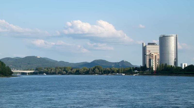 RhineRiverBoatTour from Bonn to Königswinter with Live Guide - Who Should Consider This Tour?