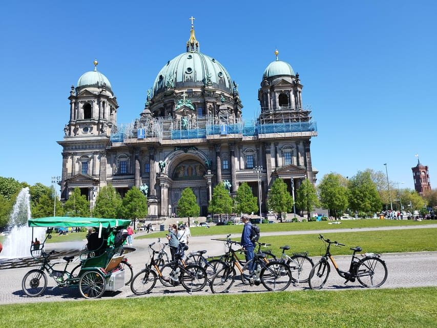 Rickshaw shared Guide Tour in small groups - A Detailed Look at the Itinerary