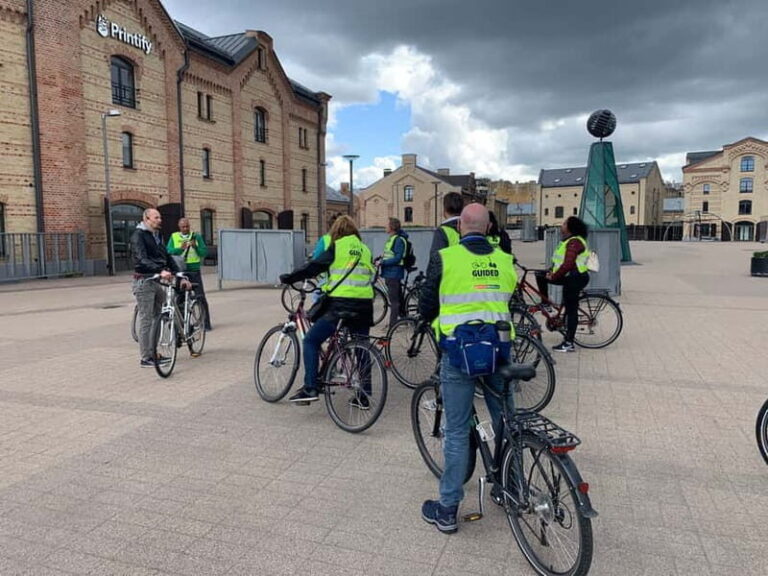 Riga: Guided City Highlights Bike Tour - Why This Tour Works Well