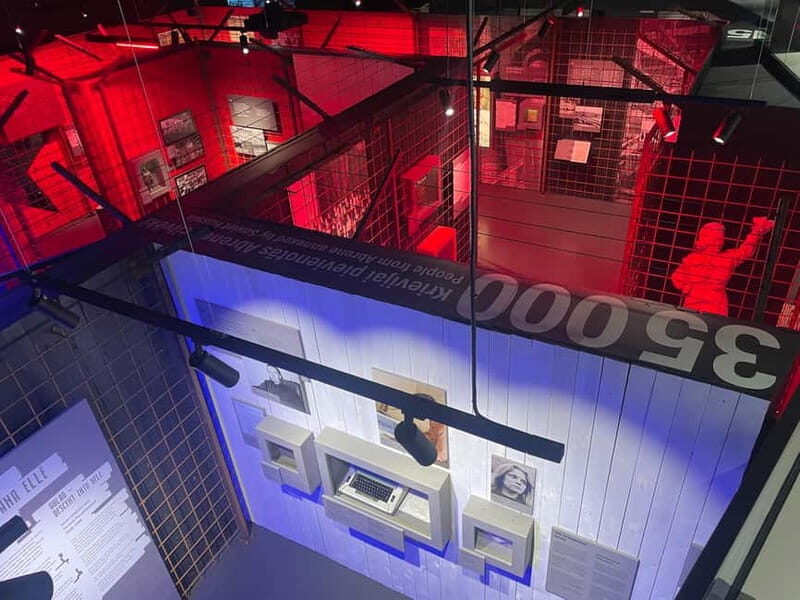 Riga: Old Town Guided Tour & Occupation Museum Entry - Exploring Riga’s Old Town