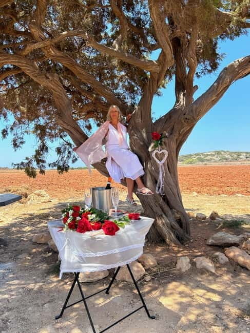 Romantic tour for lovers, couples or friends - Valley of the Value: What’s Included and What’s Not