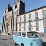 Romantic Tour on a Luxury Sailboat with Vintage Transfer 4H - What Makes This Tour Stand Out?