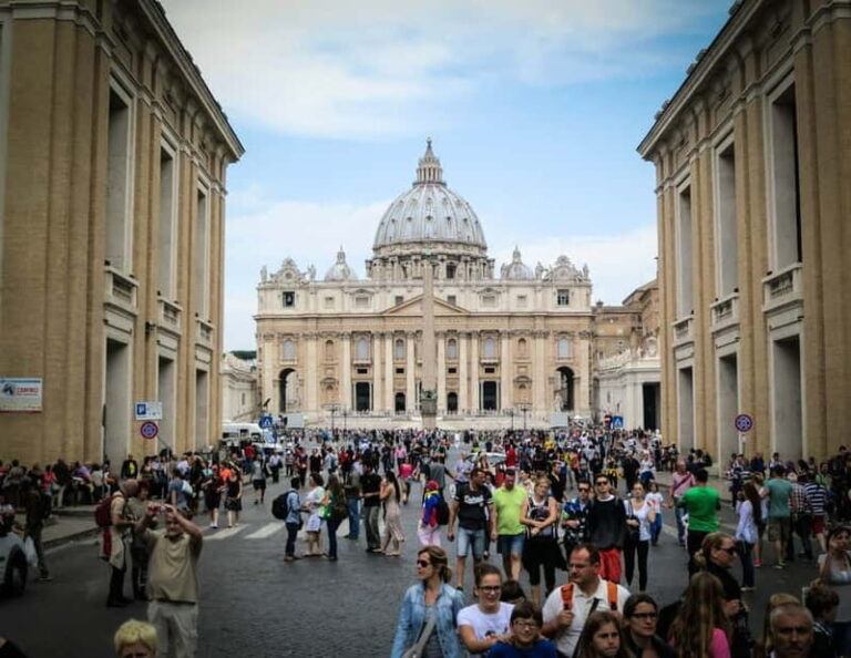 Rome: Audience Pope Leo XIV with guided tour - An In-Depth Review of the Papal Audience Tour