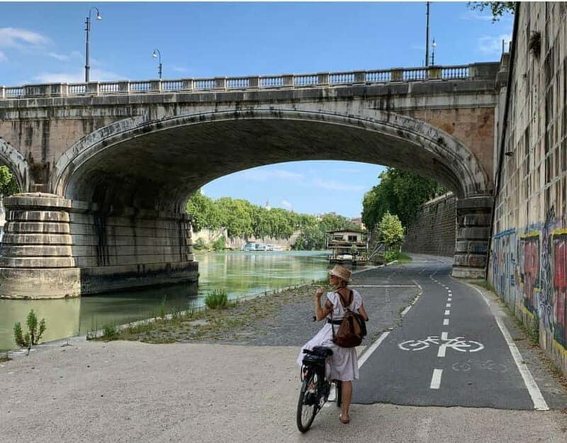 Rome: E-bike Tiber River Tour > Hidden Gems & Local Treats - The Itinerary Breakdown
