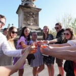 Rome: Evening Walking Tour with Cocktails and Local Guide - Why This Tour Works