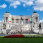 Rome: Guided Walking Tour in English - Food & Local Tips