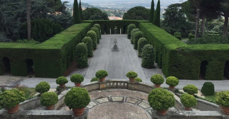 Rome: Pontifical Villa Gardens at Castel Gandolfo Minibus - Who Will Enjoy This Tour?