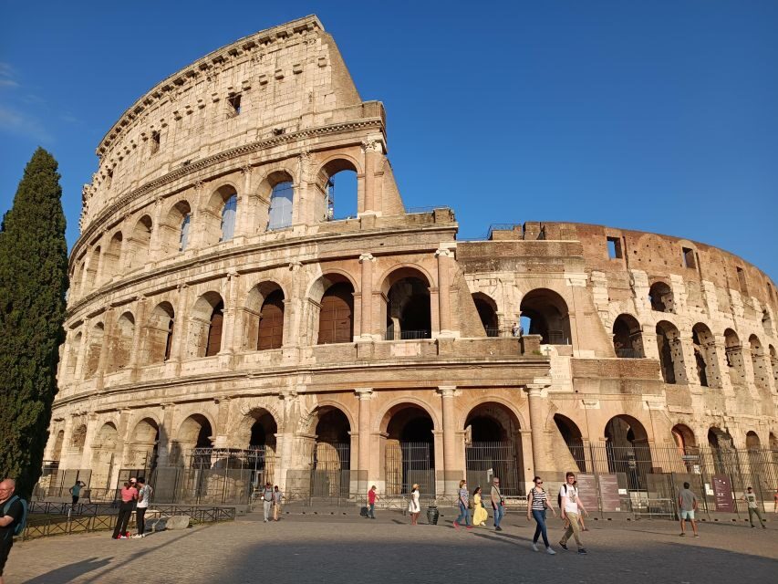 Rome: Private Tour with a Local Guide - Key Points