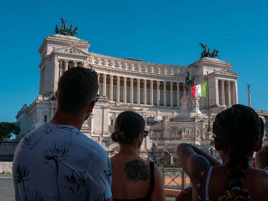 Rome: Small Group Walking Tour in English or Spanish - A detailed review of the Rome evening walking tour