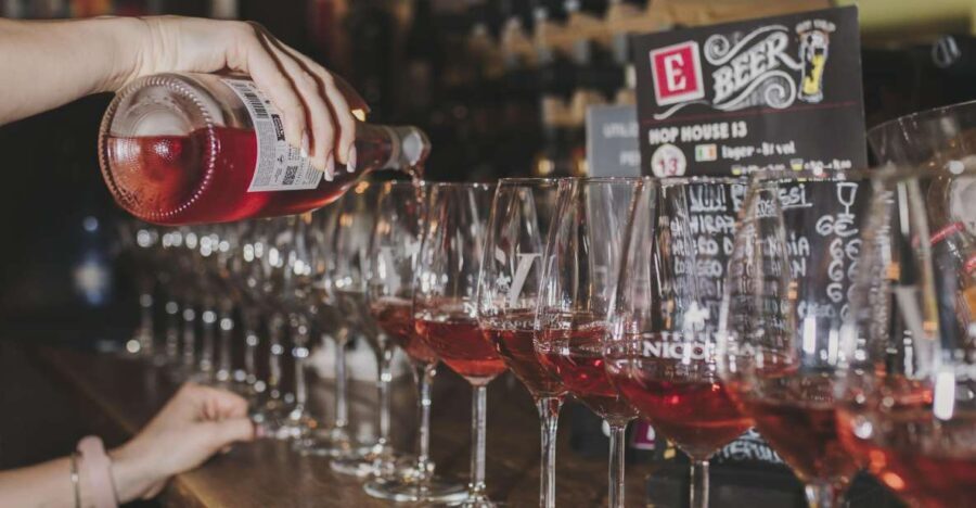 Rome: Trastevere Wine Tasting with Food Pairing and Gelato - What Makes This Tour Stand Out?