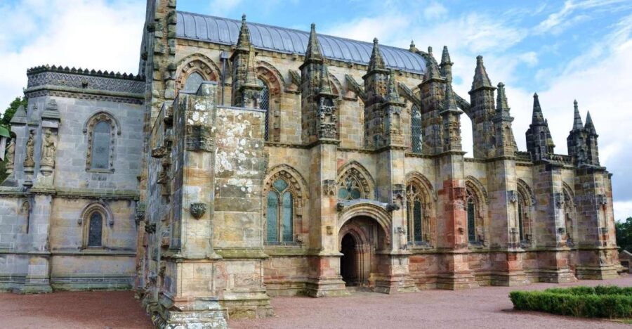 Rosslyn Chapel & Scottish Borders Tour from Edinburgh - Authentic Experiences & Hidden Gems