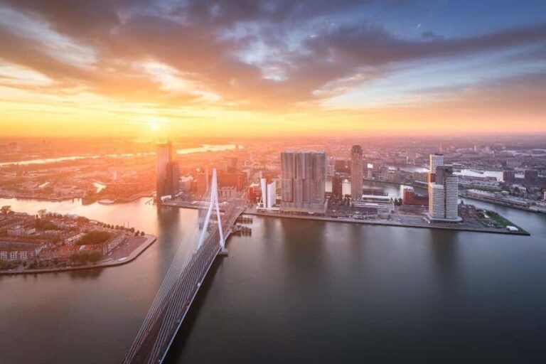 Rotterdam: Celest Entry with Coffee or Tea & Pastry - Who Should Consider This Tour?