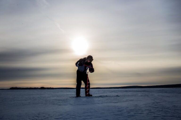 Rovaniemi: Ice Fishing on a Frozen Lake - The Itinerary in Detail