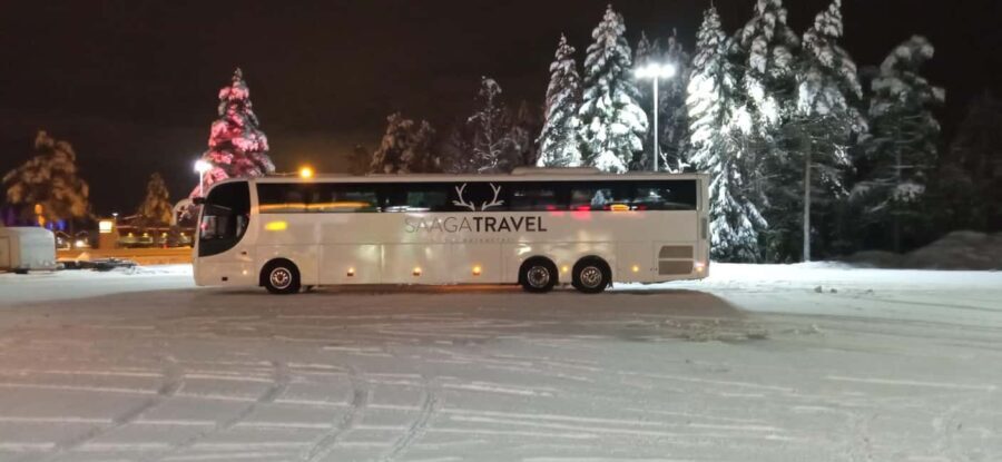 Rovaniemi: Insider Northern Lights Bus with Drinks & Snacks - Itinerary Breakdown