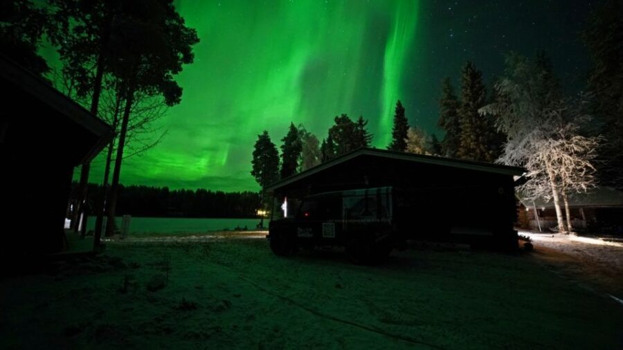 Rovaniemi: Northern Lights Hunting in Lappish old cottage - An In-Depth Look at the Northern Lights Hunting Tour
