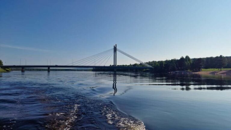 Rovaniemi: Ounasjoki and Kemijoki Rivers Boat Tour - What You’ll See and Experience