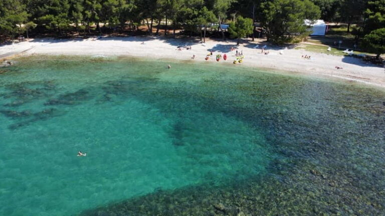 Rovinj: 4-Hour Kayak Rental  Islands, Sea and Snorkeling - The Experience from the Perspective of Past Travelers