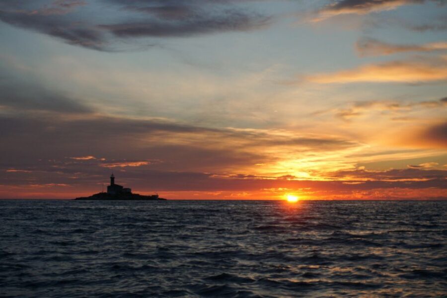 Rovinj: Sunset Boat Trip with Dolphin Watching - Authentic Insights from Travelers