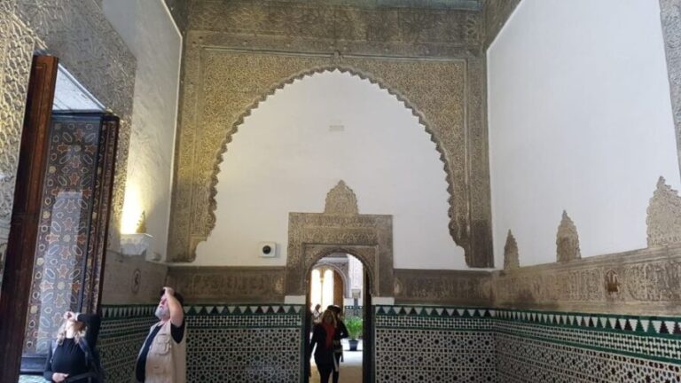 Royal Alcázar of Seville Skip-the-Line Guided Tour - Authentic Insights from Visitors