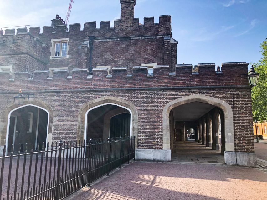 Royal London: Tudors & Stuarts Walking Tour - The Landmark Highlights