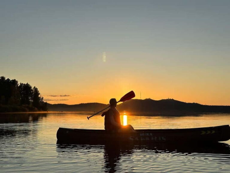 Ruka : Summer evening canoeing on the lake Rukajärvi - What Makes This Tour Stand Out