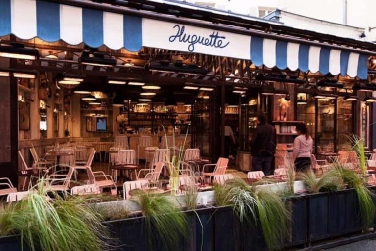 Saint-Germain-Des-Pres: Gourmet Food Private Walking Tour - Savoring the Seafood & Wine Experience