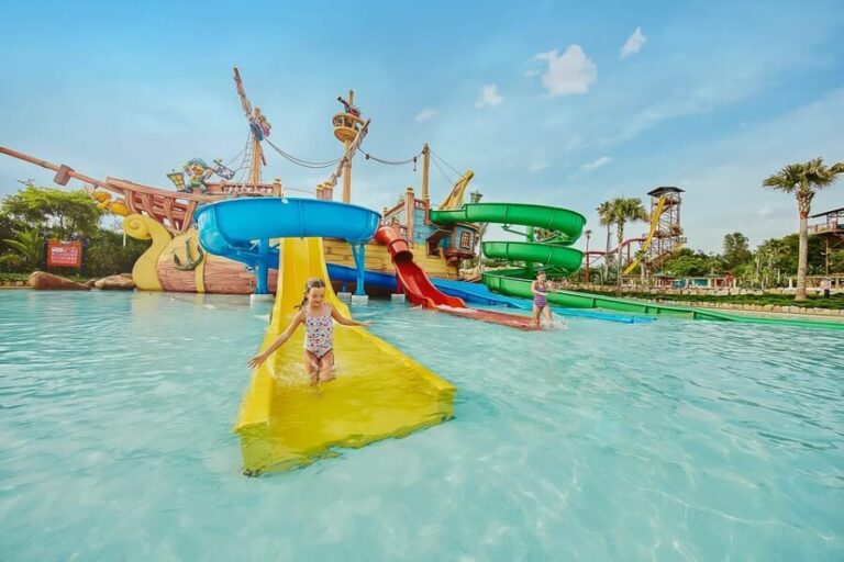 Salou: PortAventura Caribe Aquatic Park 1-Day Ticket - The Rides and Attractions: What You Can Expect