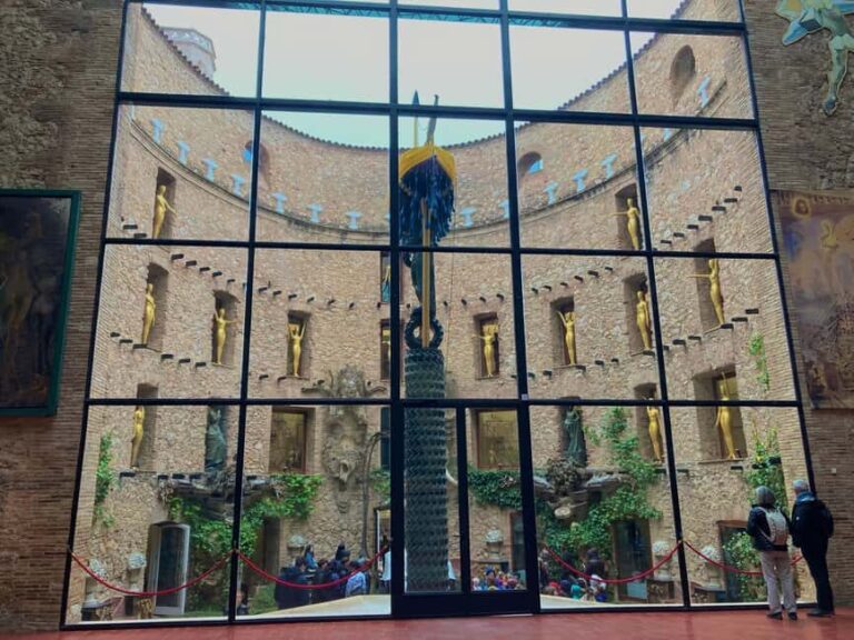 Salvador Dalí Museum, House & Cadaqués Semi-Private Tour - Final Thoughts