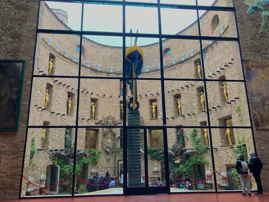 Salvador Dalí Museum, House & Cadaqués Semi-Private Tour - Final Thoughts