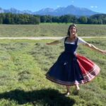 Salzburg: Private Sound of Maria Tour to Filming Locations - The Itinerary: A Walk Through Movie Magic