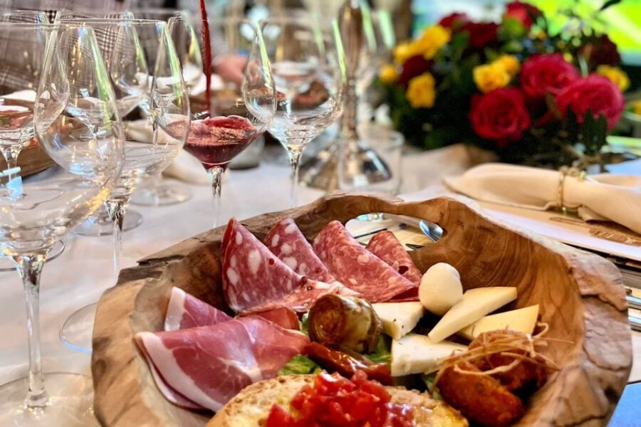 San Gimignano: Lunch or Dinner at a Winery with Wine Tasting - A Detailed Look at the Experience