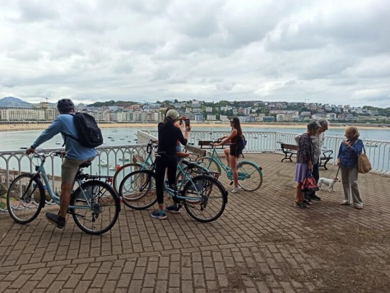 San Sebastián: Discover San Sebastian on a Bike - What the Tour Covers