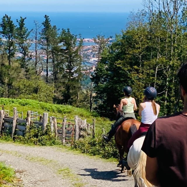 San Sebastian: Horseback Riding & Traditional Delights - Round-Trip Transport and Group Size