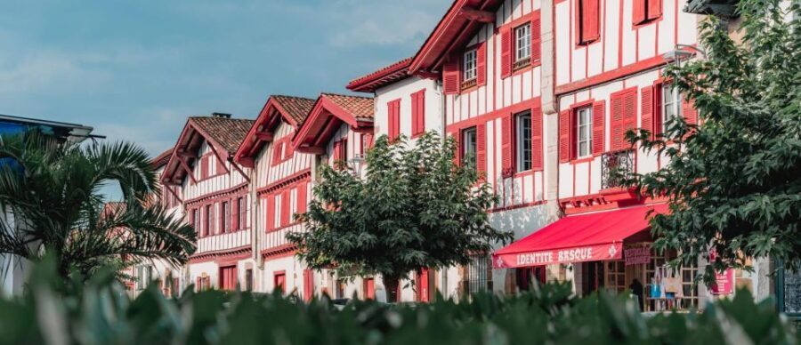 San Sebastián:Discover the Best of Basque and French Culture - Mountain Restaurant and Culinary Delights